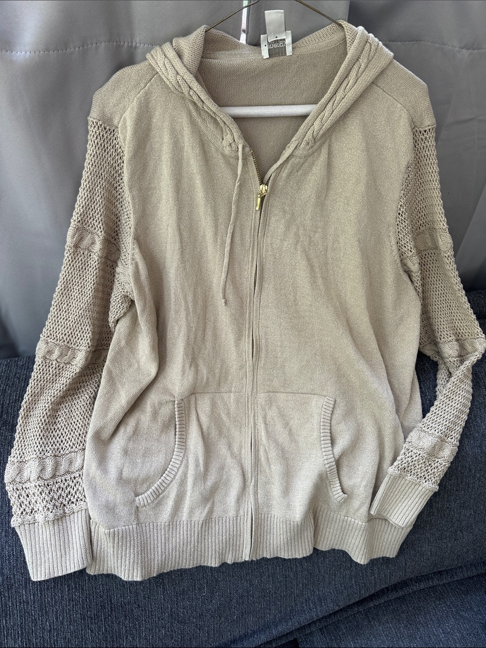 Zenergy by Chico’s beige w/ gold metallic threading Knit Zip Hoodie sz 3
